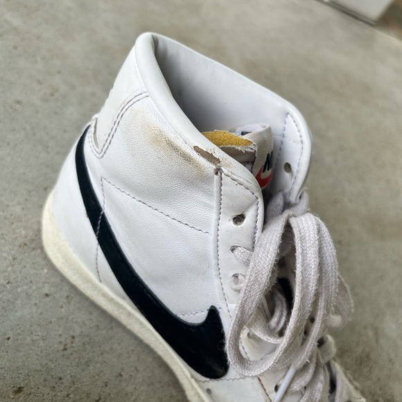 Kids Nike Blazers size 5 - Picture 5 of 6